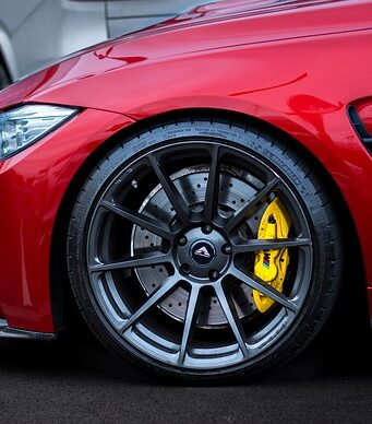 Autót vásárolni hitelből is lehetséges, de nem mindegy milyenből